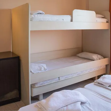 Montreal Hotel